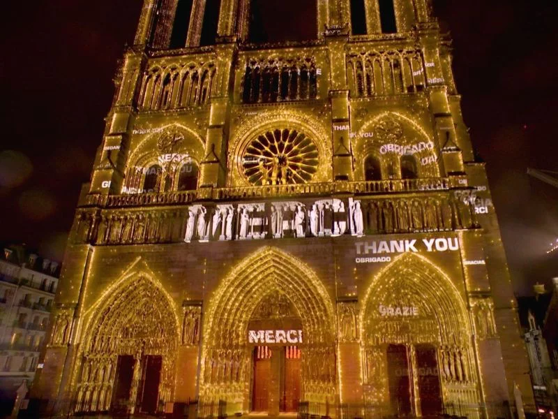 Notre-Dame : une cérémonie de réouverture mémorable orchestrée par Publicis